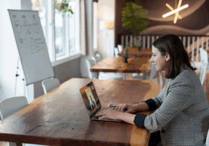 Virtual Meetings: How to make them look just like on-site events
